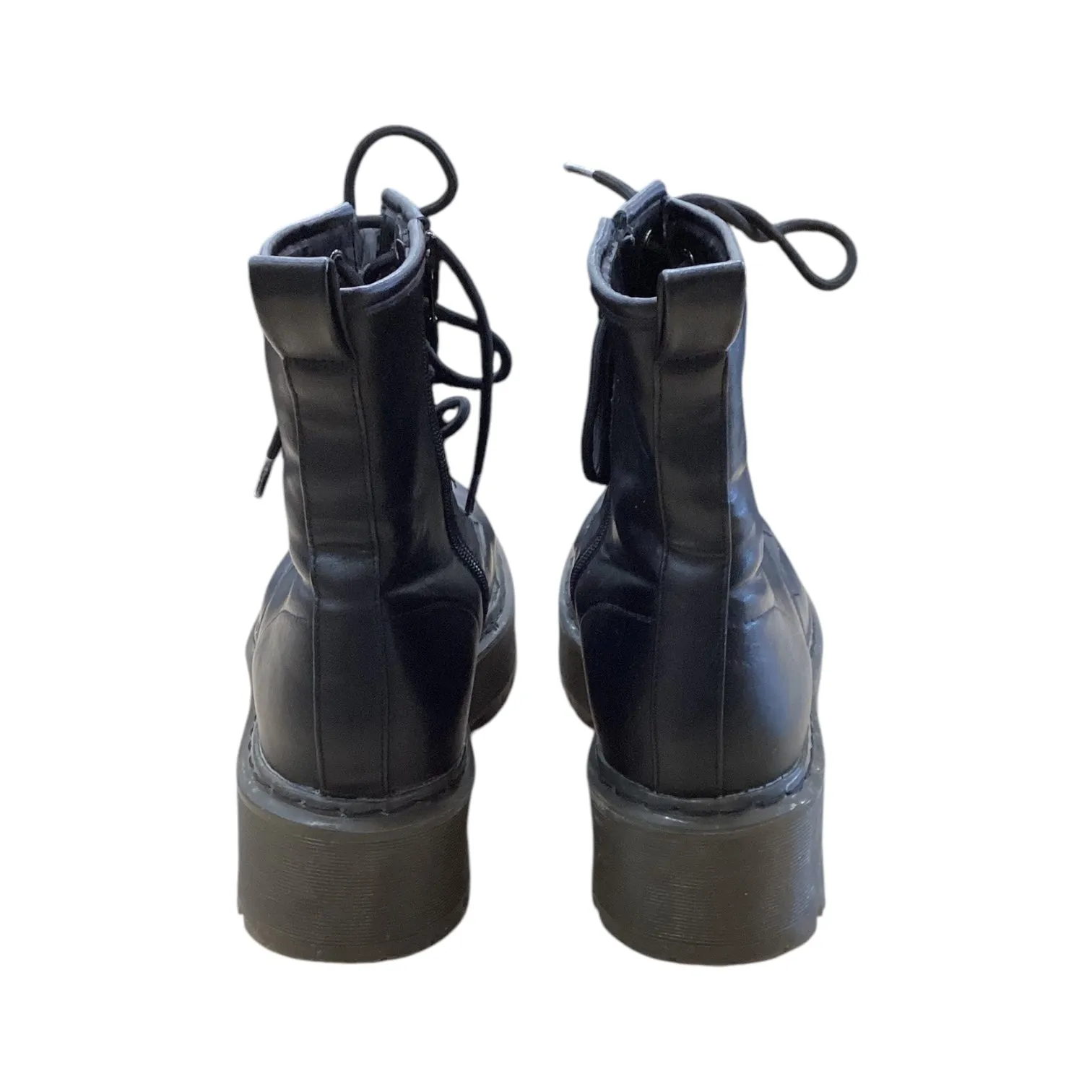 Boots Combat By Forever 21 In Black, Size: 7.5