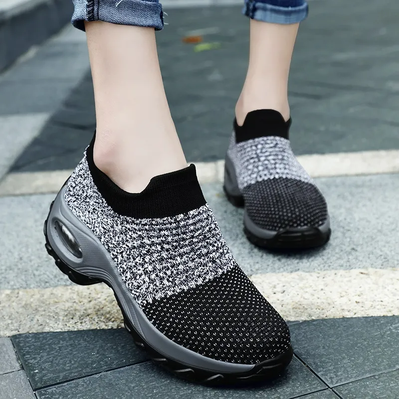Lucia - Comfort Sneakers